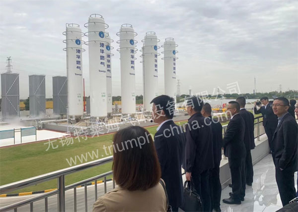 Triumph was invited to attend the commissioning ceremony of Wujiang Ganghua LNG emergency station